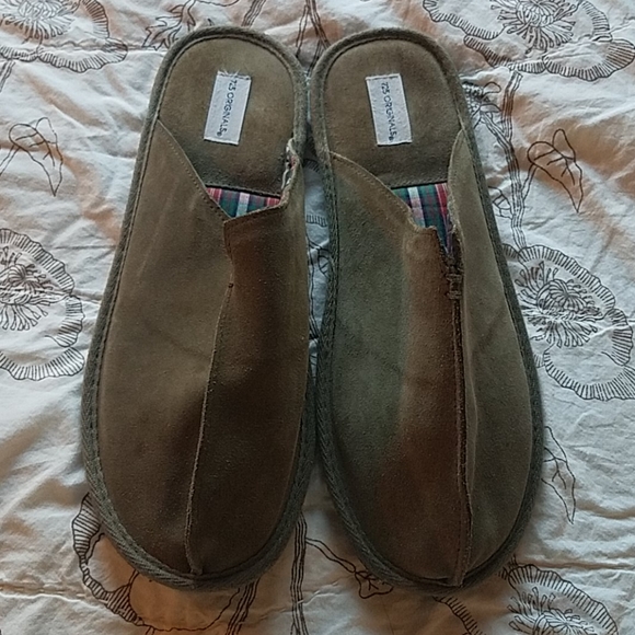 American Vintage Other - Men's Vintage 725 Originals Mule Slippers - Medium